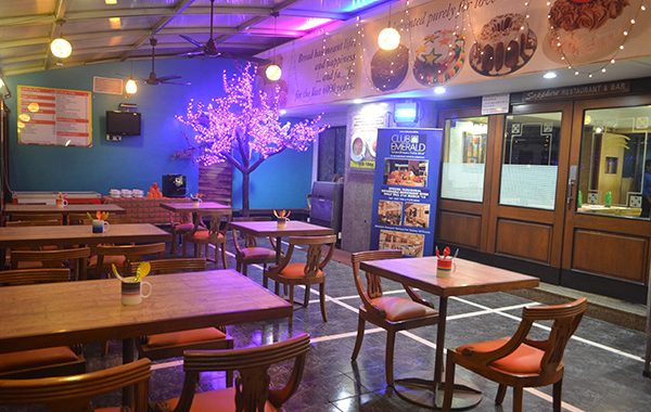 Dining in Sapphire Restaurant & Bar
